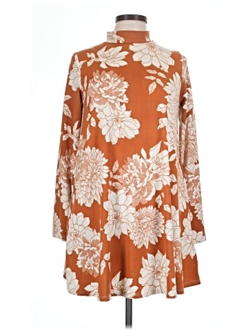 Agnes & Dora Casual Dress (view 1)