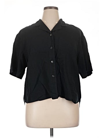Uniqlo Short Sleeve Blouse (view 1)