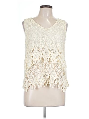 Blu Pepper Sleeveless Blouse (view 1)