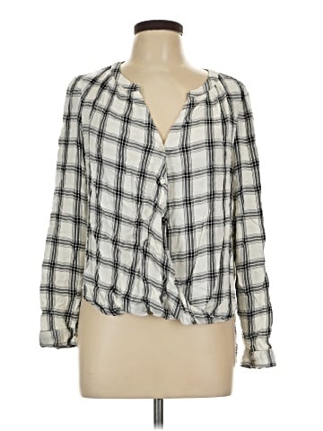 a.n.a. A New Approach Long Sleeve Blouse (view 1)