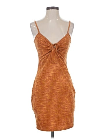 H&M Casual Dress (view 1)