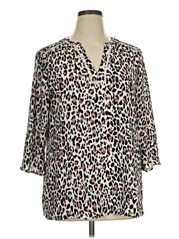 Maurices 3/4 Sleeve Blouse (view 1)