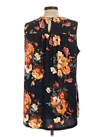 Suzanne Betro Sleeveless T-Shirt (view 2)