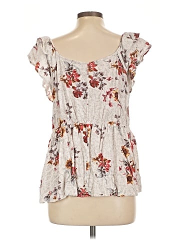 Maurices Sleeveless T-Shirt (view 2)