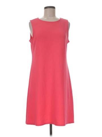 Croft & Barrow Casual Dress (view 1)