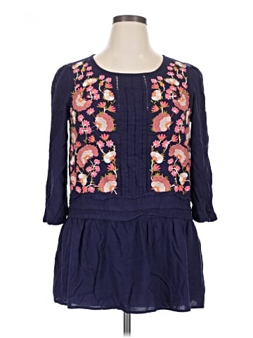 Floreat 3/4 Sleeve Blouse (view 1)