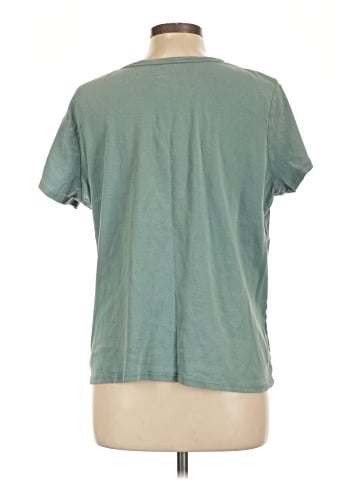 Croft & Barrow Short Sleeve T-Shirt (view 2)