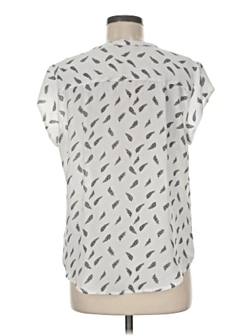 Fun2Fun Short Sleeve Blouse (view 2)