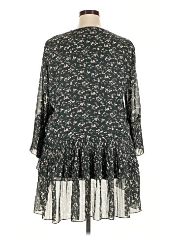 Suzanne Betro 3/4 Sleeve Blouse (view 2)
