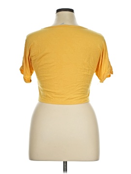 Unbranded Short Sleeve T-Shirt (view 2)