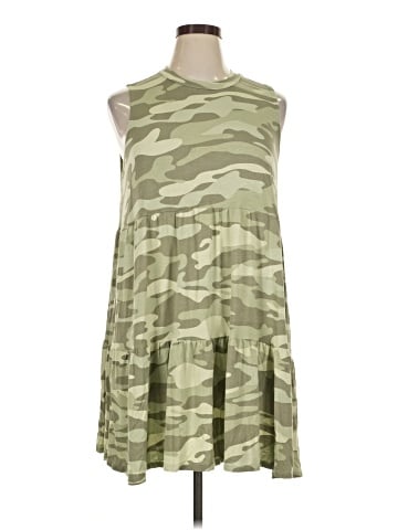 Mud Pie Casual Dress (view 1)