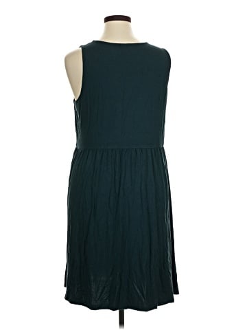 Old Navy Casual Dress (view 2)