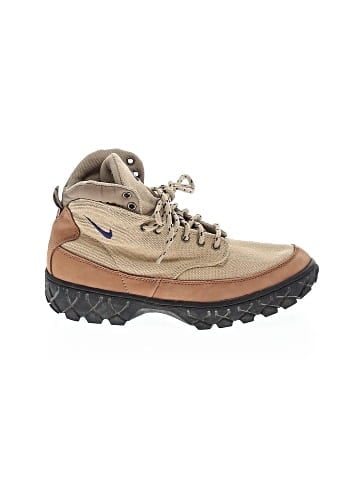Nike Ankle Boots (view 1)