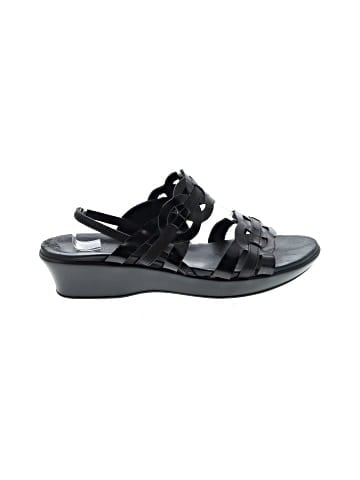 Munro American Wedges (view 1)