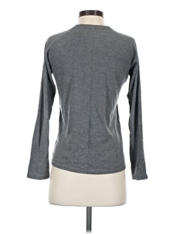Uniqlo 3/4 Sleeve T-Shirt (view 2)