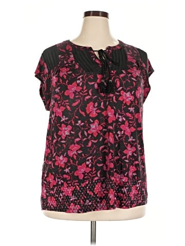 Daniel Rainn Sleeveless T-Shirt (view 1)