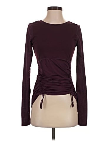 Fabletics Long Sleeve T-Shirt (view 1)