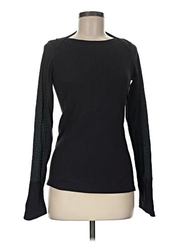 Lululemon Athletica Long Sleeve T-Shirt (view 1)