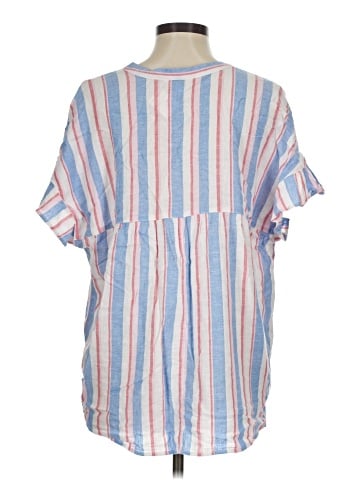 Crown & Ivy Short Sleeve Blouse (view 2)