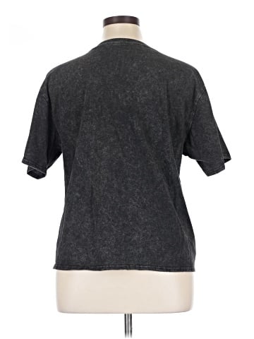 Free Kisses Short Sleeve T-Shirt (view 2)