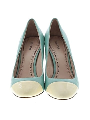 Pour La Victoire Heels (view 2)