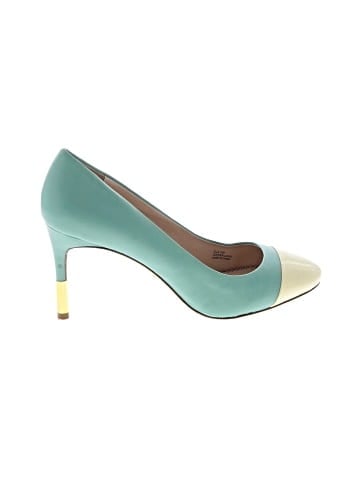 Pour La Victoire Heels (view 1)