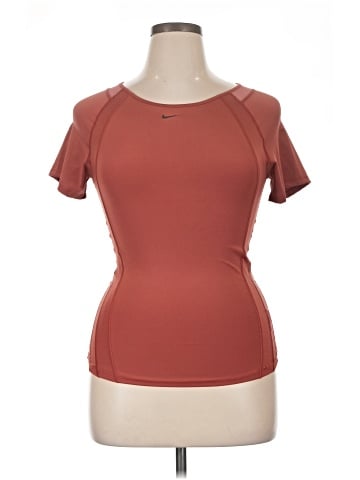 Nike Short Sleeve T-Shirt (view 1)