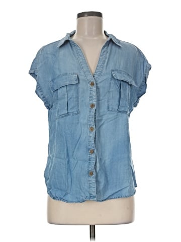 Love Tree Sleeveless Button-Down Shirt (view 1)