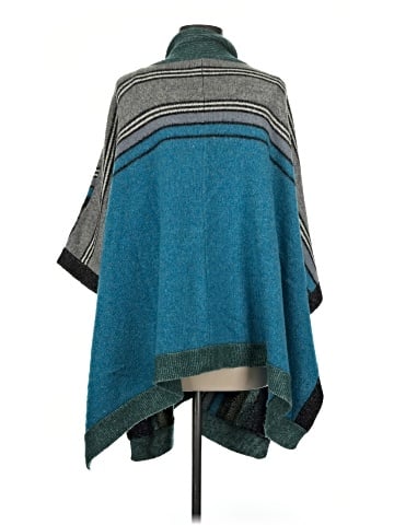 CAbi Poncho (view 2)