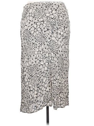 Croft & Barrow Casual Skirt (view 2)