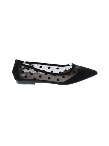 Unbranded Flats (view 1)