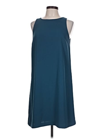 Ann Taylor Casual Dress (view 1)