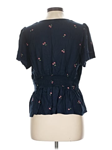 Old Navy Short Sleeve Blouse (view 2)