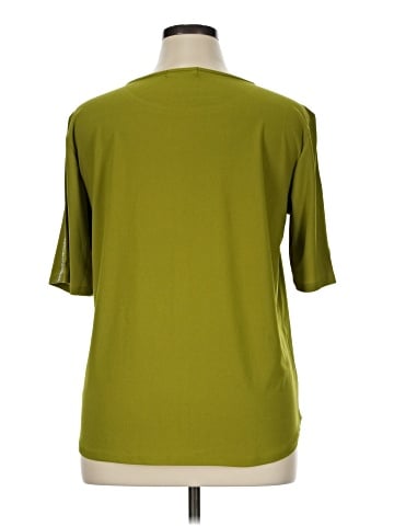 Love Scarlett Short Sleeve Top (view 2)