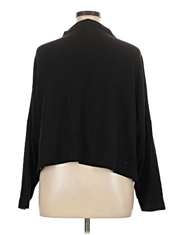 Glo Fashion Turtleneck Sweater (view 2)