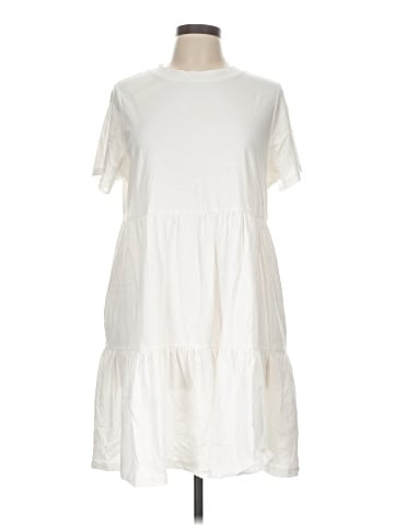 Old Navy Casual Dress (view 1)