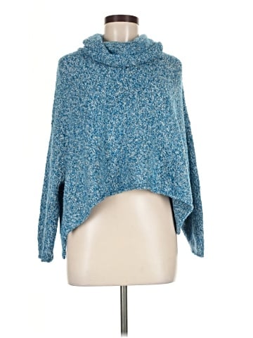 Chelsea & Theodore Poncho (view 1)