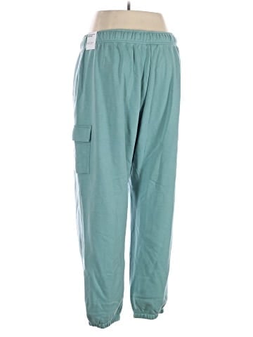 Nike Casual Pants (view 2)