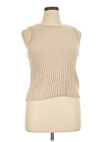 Gap Sleeveless T-Shirt (view 1)
