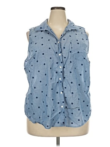 St. John's Bay Sleeveless Button-Down Shirt (view 1)
