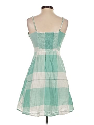 Old Navy Casual Dress (view 2)