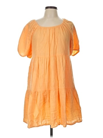 Old Navy Casual Dress (view 1)