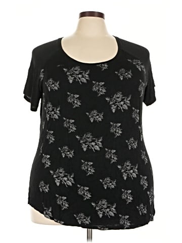 Lane Bryant Outlet Short Sleeve T-Shirt (view 1)