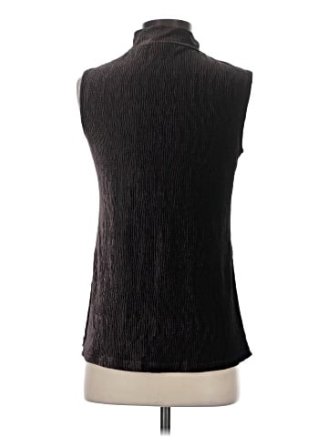 MNG Sleeveless T-Shirt (view 2)