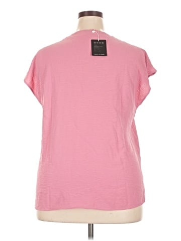 Lepunuo Short Sleeve Top (view 2)