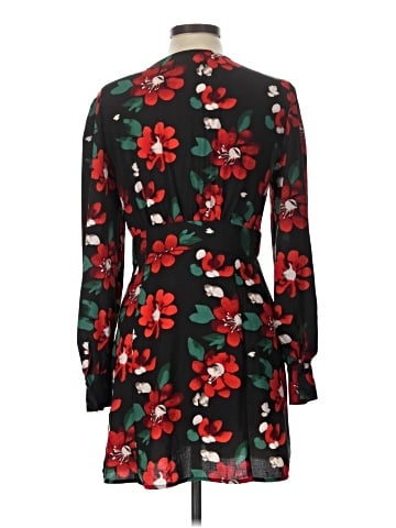 Urban Outfitters Casual Dress (view 2)