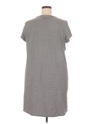 Vineyard Vines Casual Dress (view 2)