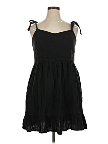 Old Navy Casual Dress (view 1)