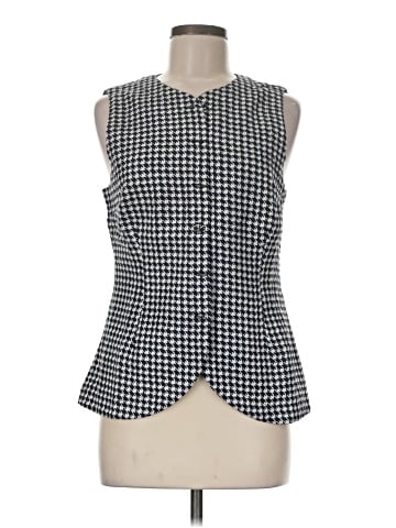 Ranna Gill Sleeveless Blouse (view 1)