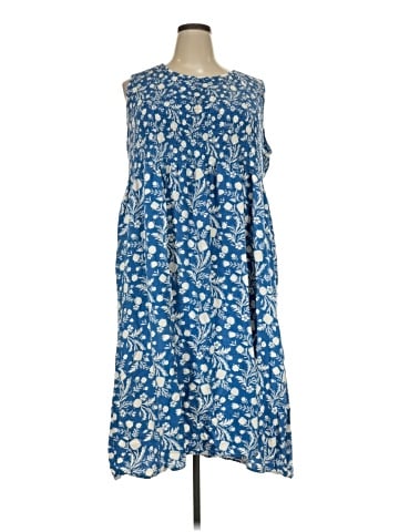 Croft & Barrow Casual Dress (view 1)